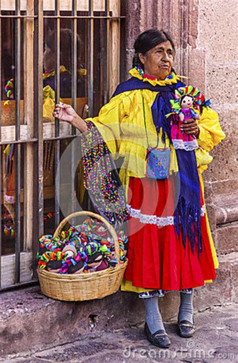 Indian Woman Peddler Souvenirs Jardin San Miguel De Allende Mexico