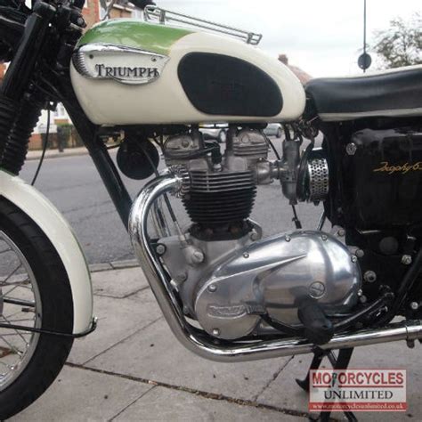 A straight forward shift pattern but what makes it difficult is it isn't based on a seven day week. 1967 Triumph TR6 650 Trophy for Sale | Motorcycles Unlimited
