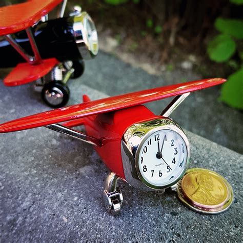 Cessna Airplane Minature Plane Aviation Collectible Mini Clock Cool