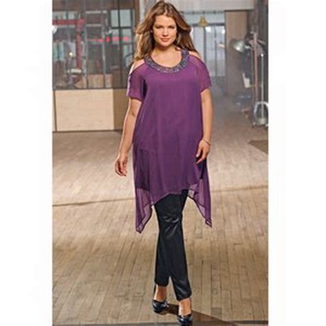 Cantique pour un mariage chrétien. Tunique mariage