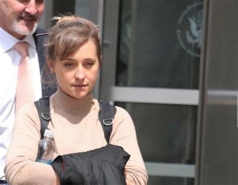 Actress Allison Mack Gets 3 Years Prison For Role In Nxivm Cult The Tribune India