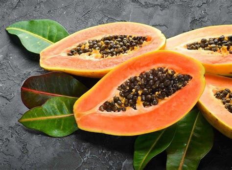 Mamón beneficios propiedades también conocido como papaya