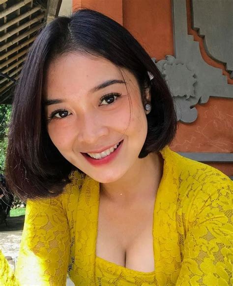 Pin Oleh Knt Di Close Up Di 2020 Kecantikan Orang Asia Wanita Cantik