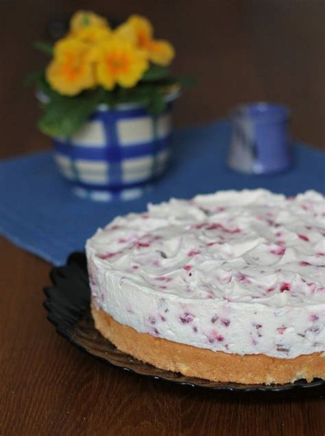 Sonntagskuchen - Himbeer Yogurette Torte - Rezept mit Joghurt | Yogurette torte rezept, Kuchen ...