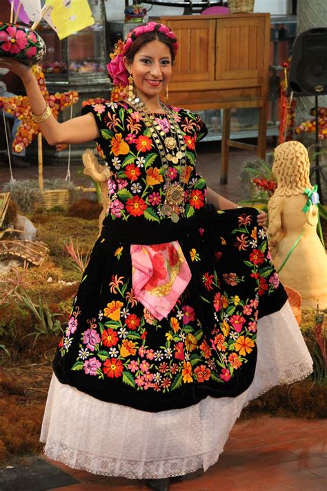 Flickr Traditional Mexican Dress Mexican Fashion Mexican Dresses