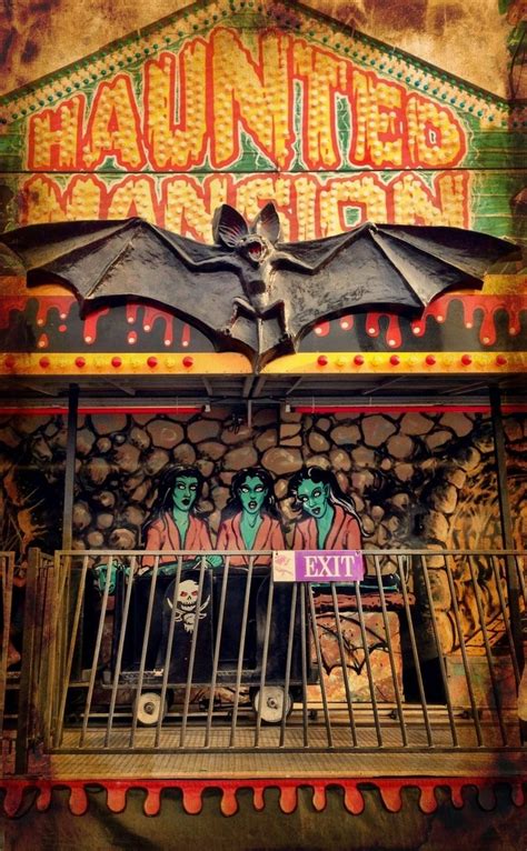 The Haunted Mansion Dark Ride Which Makes The Rounds To Most Major Us And Canadian Fairs