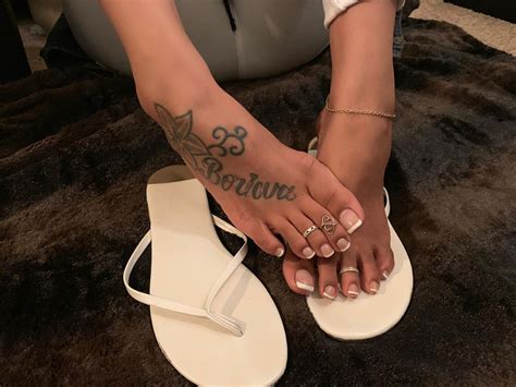 👣 Her Sexy Feet 👣 On Twitter A Shoutout For The Gorgeous Higharch Latina Follow This