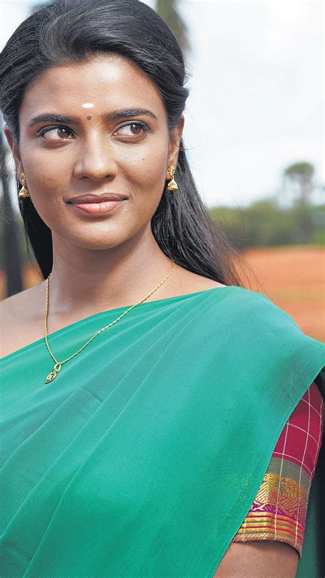 aishwarya rajesh tamil actress dusky beauty hd phone wallpaper pxfuel