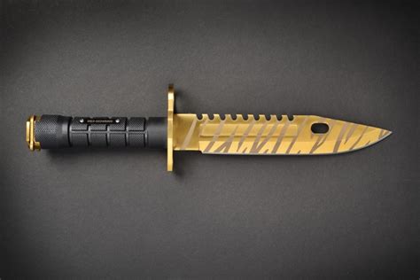 M9 Bayonet Elite Tiger Tooth Fadecase