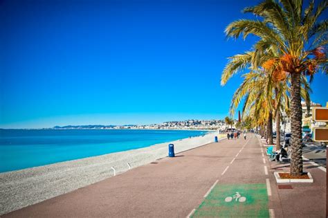 Promenade Des Anglais In Nizza Flanieren An Der Mittelmeerküste