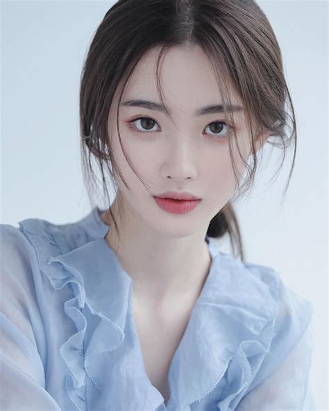 Yiyeisabella Korean Beauty Girls Asian Beauty Girl Light Makeup Looks