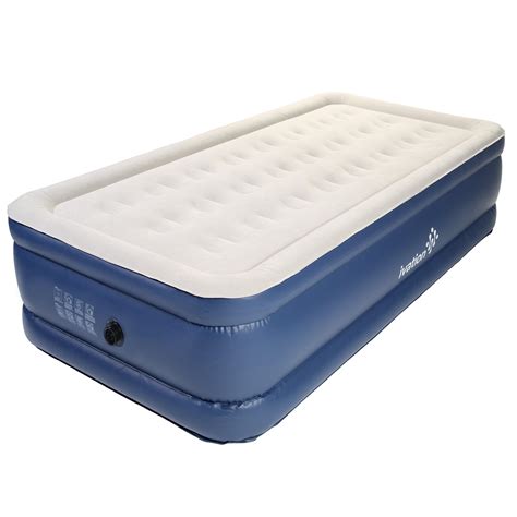 Air mattress is an inflatable mattress, usually made of plastic, rubber or pvc material. Amazon.com: Ivation Inflatable Twin Air Bed - Double ...