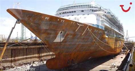 Watch As Splendour Of The Seas Is Transformed To TUI Discovery