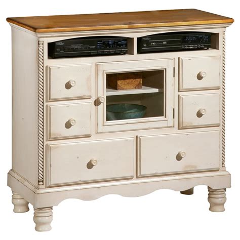 Hillsdale Wilshire Tv Chest In Antique White 1172 790