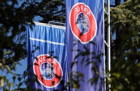 Het bekertoernooi zal jaarlijks door de uefa worden georganiseerd. UEFA Europa Conference League, το όνομα της νέας ...
