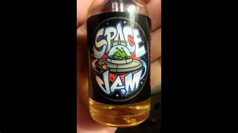 Space Jam | Starship 1 | E-Juice Review - YouTube