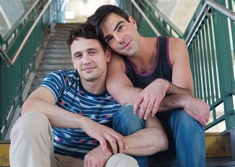 Новое фото Джеймс Франко и Закари Куинто в образе гей пары в фильме Майкл Thr Russia