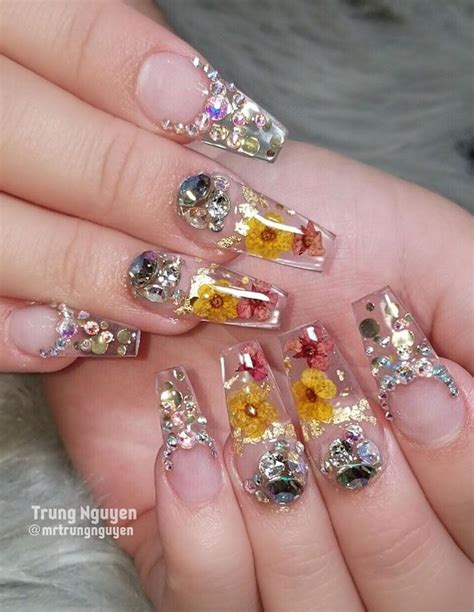 40 Fabulous Nail Designs That Are Totally In Season Right Now