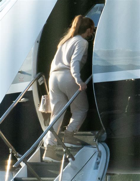 Jennifer Lopez Boarding A Private Jet In Miami 03152019 • Celebmafia