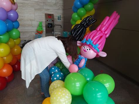 Jocelyn Is Doing Troll Balloon Sculptures Jocelynballoons The