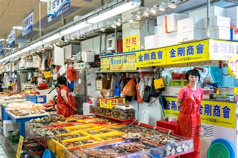 Jagalchi Fish Market Largest Seafood Market In Korea Busan South
