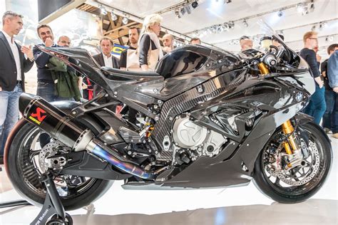Tft display, hill start control. BMW S1000RR HP4 Carbon Race Motorrad Fotos & Motorrad Bilder