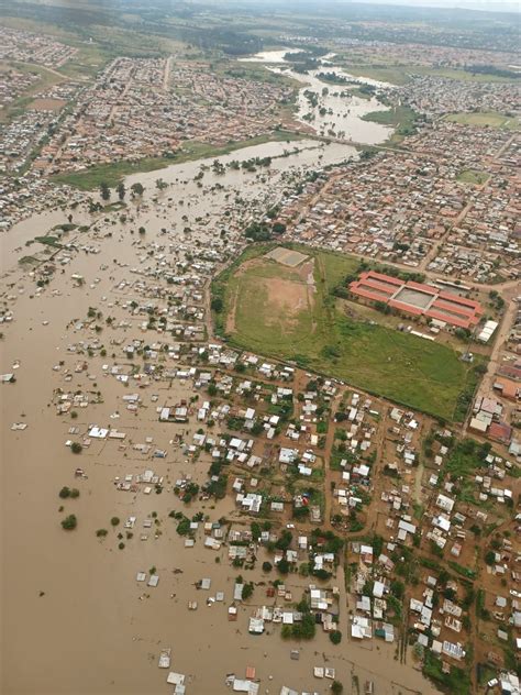 South Africa 3 Missing Dozens Evacuated After Floods In Gauteng And