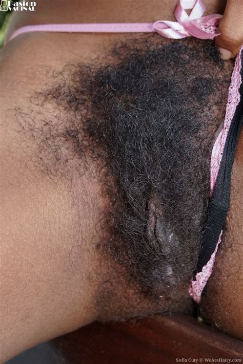 La vagina negra y peluda de Sofia Cuty PasiónVaginal