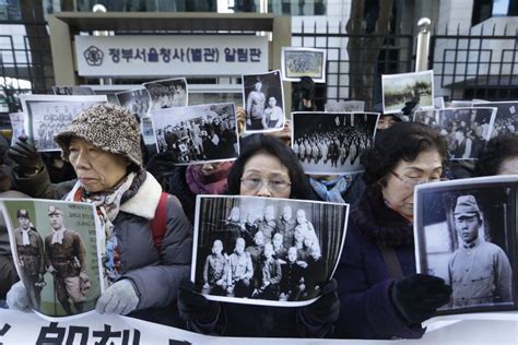 South Korea And Japan Reach Landmark Deal Over Comfort Women Kqed