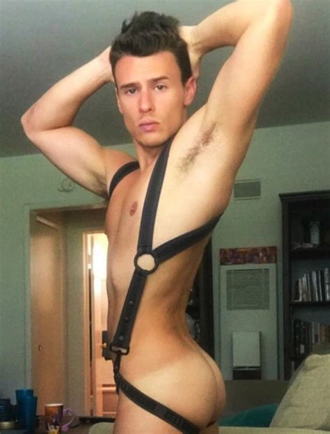 Blake Mciver Ewing Porn Sex Pictures Pass