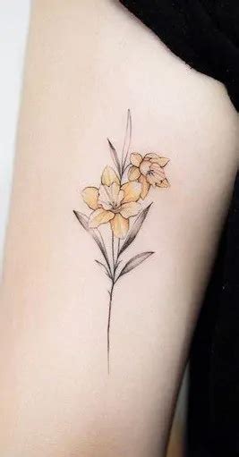 Daffodil Tattoos Meanings Tattoo Designs And Ideas Dainty Tattoos Mom