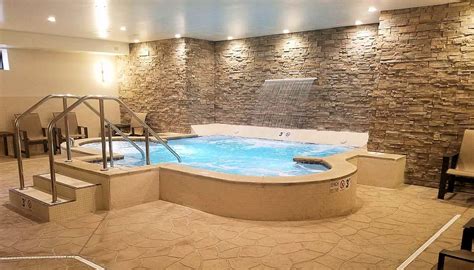 11 hotel rooms with private whirlpools | oyster.com Grand Marais Hotel Indoor Giant Hot Tub | Best Western ...