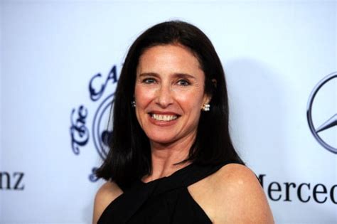 Mimi Rogers Shoe Size And Body Measurements Celebrity Shoe Sizes