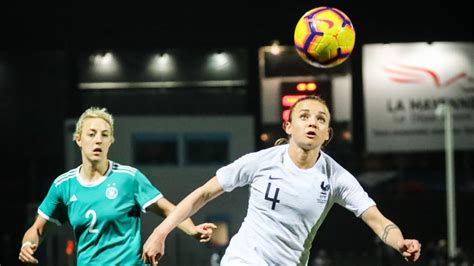 Coupe du monde féminine la double lutte des Bleues pour le titre et contre le sexisme