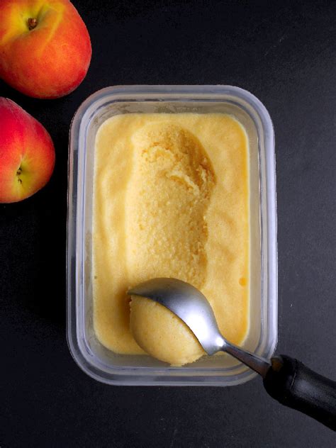 Peach Frozen Yogurt With Pecan Graham Cracker Crumble Confessions Of