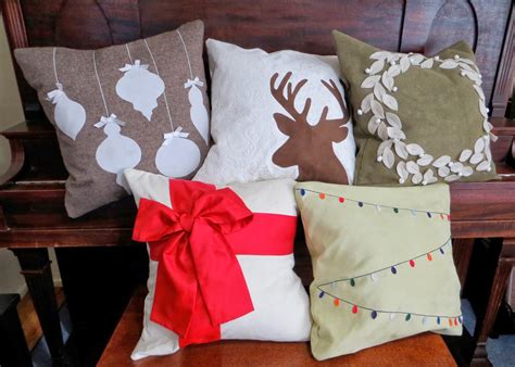 The Project Lady Tutorial For Making Christmas Pillow Covers