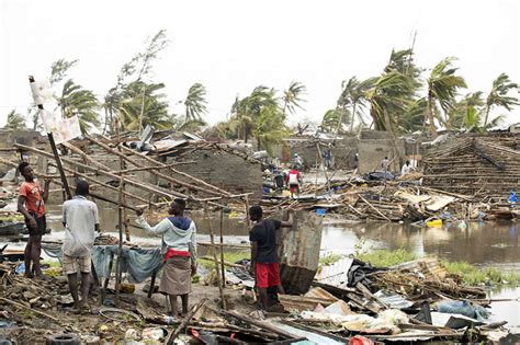 Tout Est Détruit Cest Une Catastrophe Au Mozambique Le Cyclone