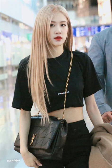 Pin By Jugu On Rose Blackpink Airport Style Blackpink Fashion Blackpink Rose Korean Fashion