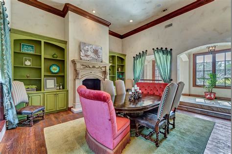 See Inside Selena Gomezs Texas Mansion Teen Vogue