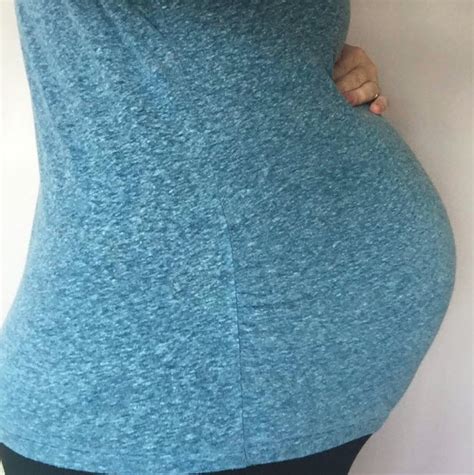 Fascinating Photos 40 Mums To Be Show Off Their Full Term Bumps