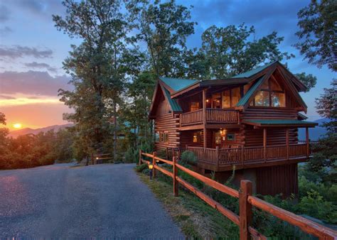 The 13 Best Cabin Rentals In The United States For A Cozy Getaway