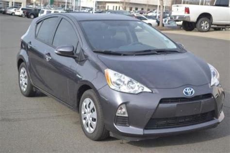 Photo Image Gallery And Touchup Paint Toyota Priusc In Magnetic Gray