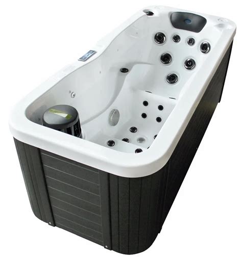 2016 Hot Sale Balboa Acrylic Single One Person Outdoor Spa Hot Tub For Home Party Buy One
