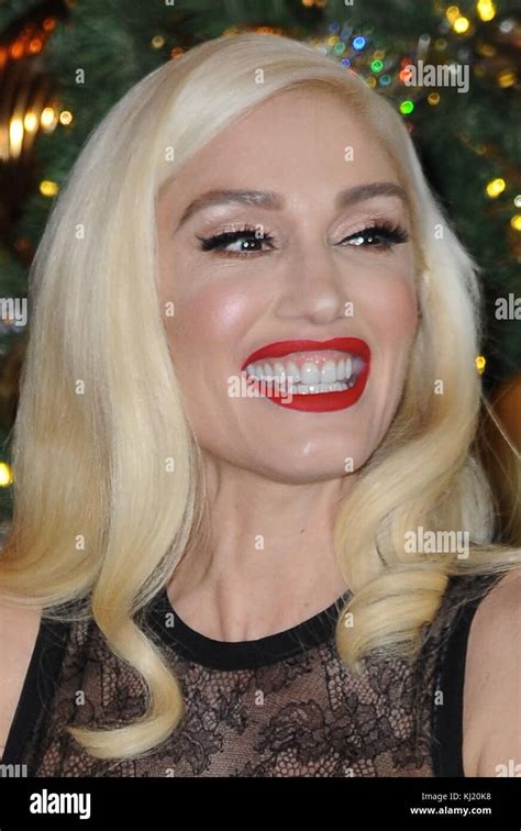 New York Ny Usa 20th Nov 2017 Gwen Stefani At A Public Appearance