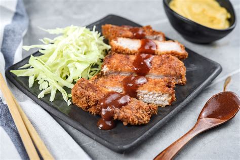 How To Make Japanese Breaded Deep Fried Pork With Cabbage Recipe