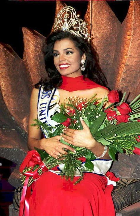 Chelsi Smith Was The First African American Miss Universe — Inside Her