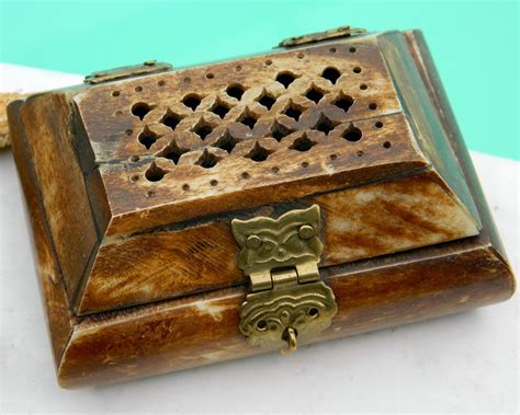 Vintage Carved Bone Brass Hinged Pierced Trinket Jewelry Box India Trinket Boxes