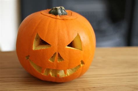 5 Easy Pumpkin Carving Ideas To Do With Kids Day Out With The Kids