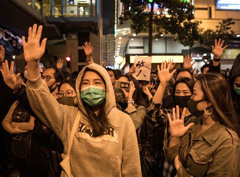 Protestors are opposed to china's extradition bill (image: Is Violence in Hong Kong's Protests Turning off Moderates ...