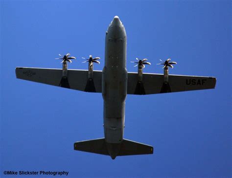 Usaf C 130 Cargo Plane C 130 Usaf Mechanic Planes Fighter Jets